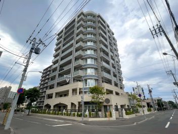 グランファーレ円山北レジェンドスクエア