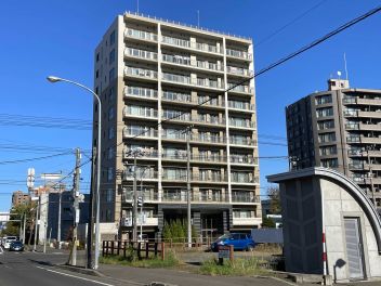 ル・サンク宮の森センターテラス